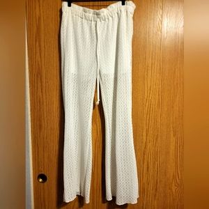 RUE 21 WOMEN'S LACE-LIKE WHITE PANTS. XL